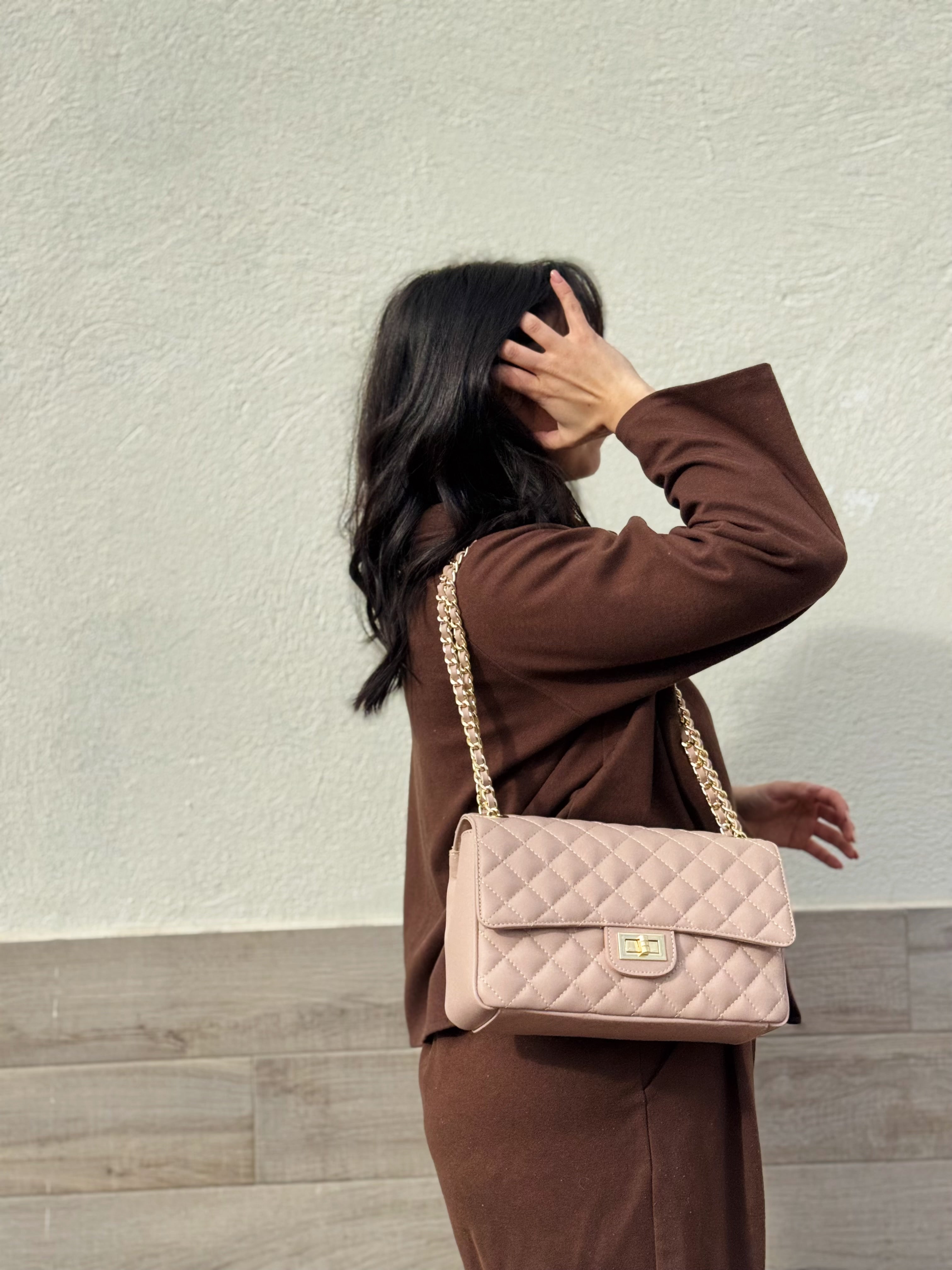 You fake like this CC bag RED