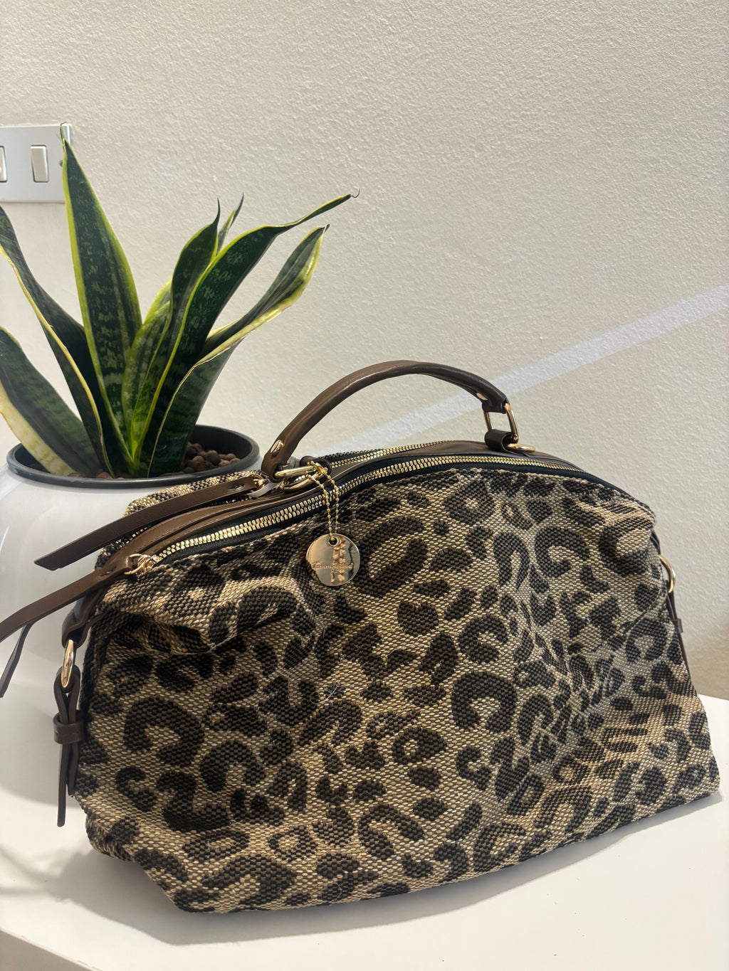 Leopardata doppia cerniera