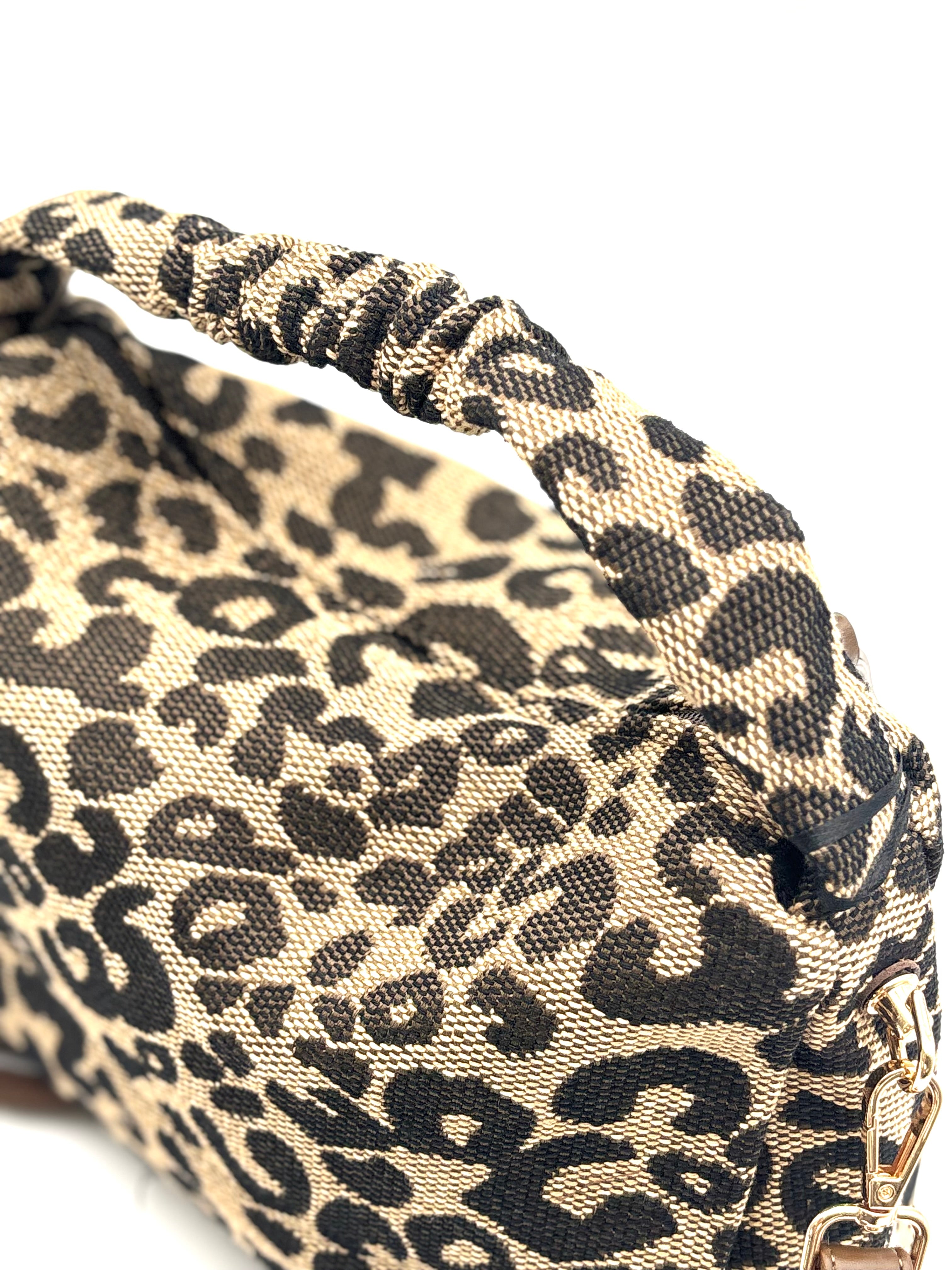 BORSA A MANO ARRICCIATA leopardata