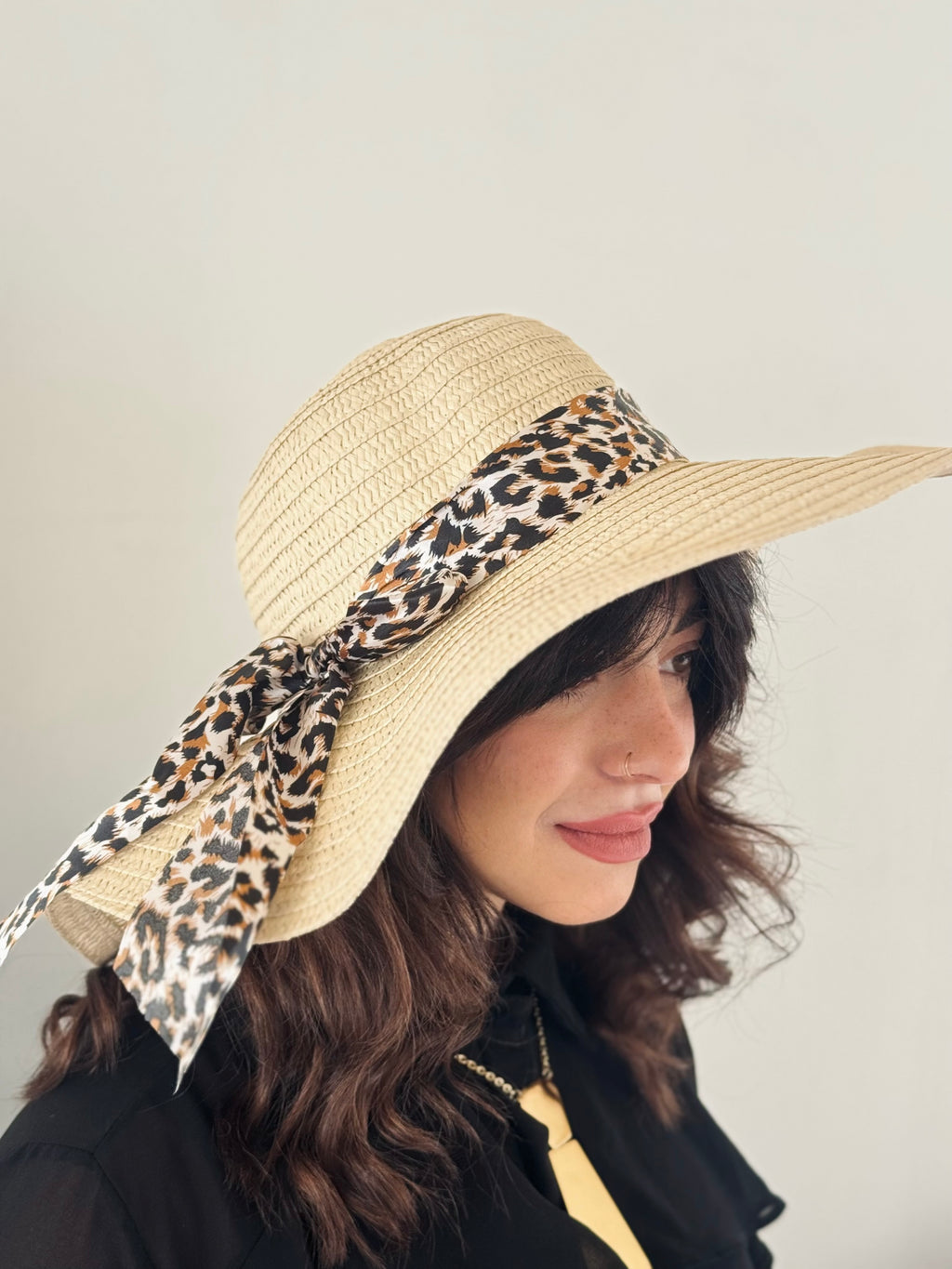 Cappello banda larga leopardato