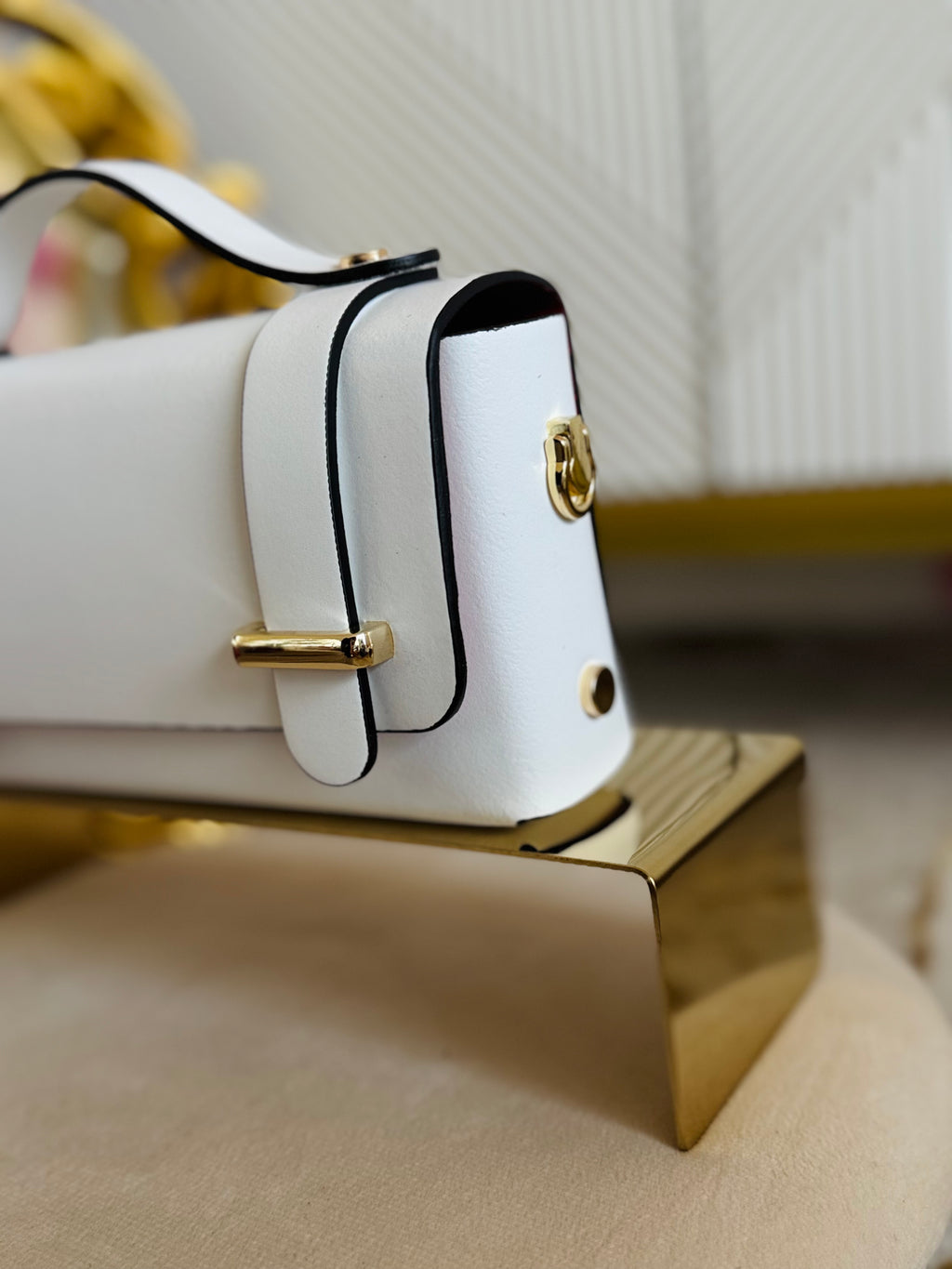 Borsa Baguette bianca in vera pelle